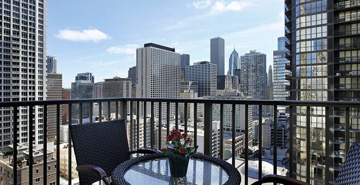 Les avantages d’habiter dans une tour à condos