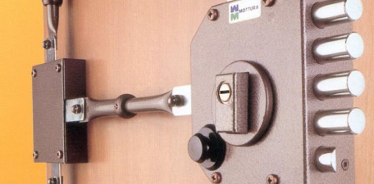 Remplacement de la serrure pas chère, comment y arriver ?